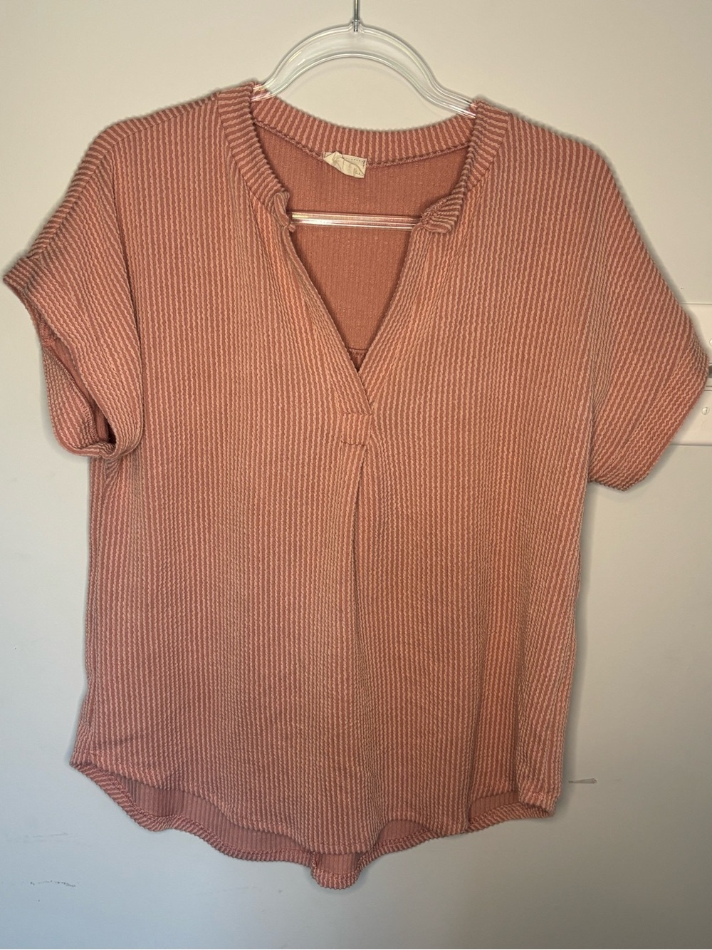 Lovely Melody Short-Sleeve V-Neck Knit Top in Dusty Rose